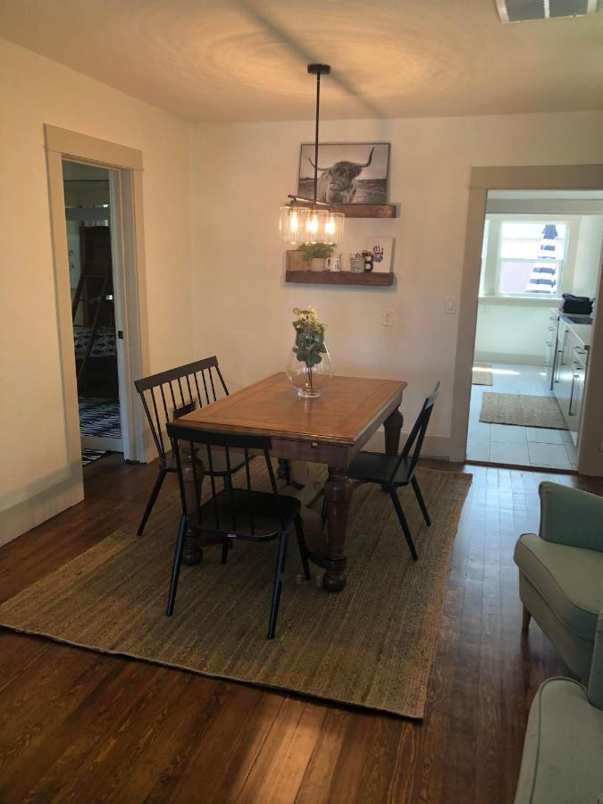 Downtown Williams, Walk Everywhere, Remodeled Exterior photo